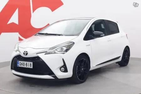 Toyota Yaris 1,5 Hybrid GR-Sport 5ov - / Peruutuskamera / Täysmerkkikirja / Sporttipenkit