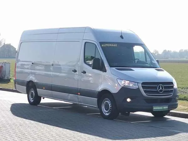 Mercedes-Benz Sprinter 319 L3H2 Maxi Automaat Image 4